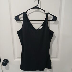 ⭐️ Ricki’s “satin feel”‎ black tank top- size med